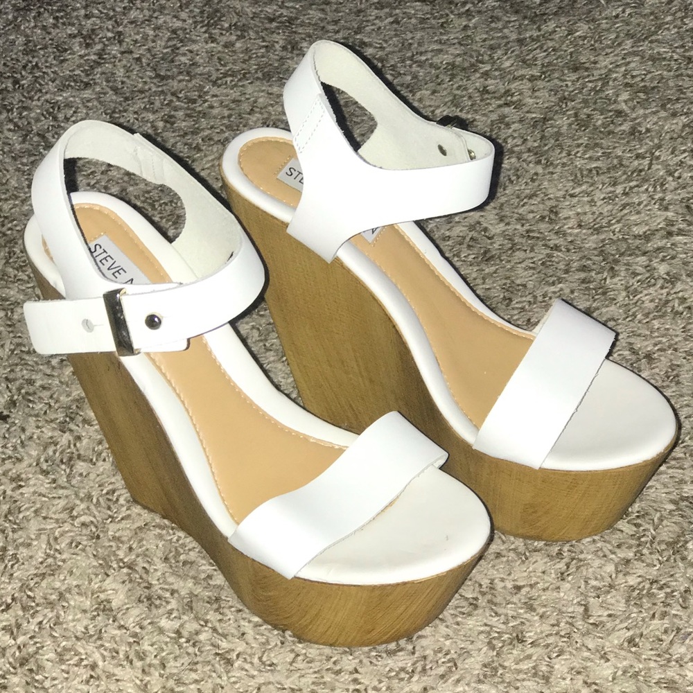 White Steve Madden Boozey Wood Wedges Size 7